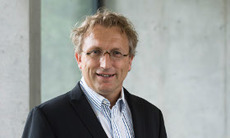 Alexander Woll
